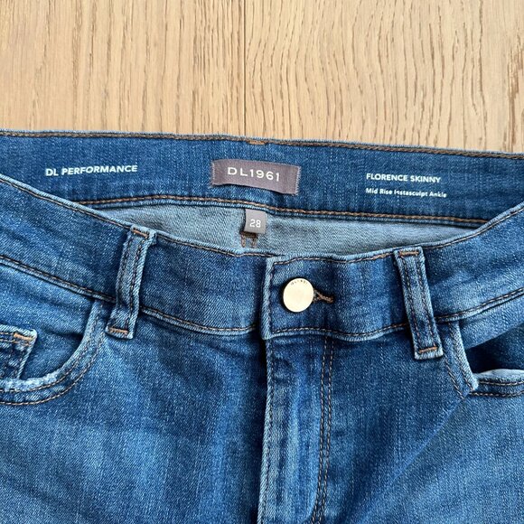 DL1961 Performance Florence Skinny Midrise Intersculpt Ankle, Size 28 - Picture 2 of 5